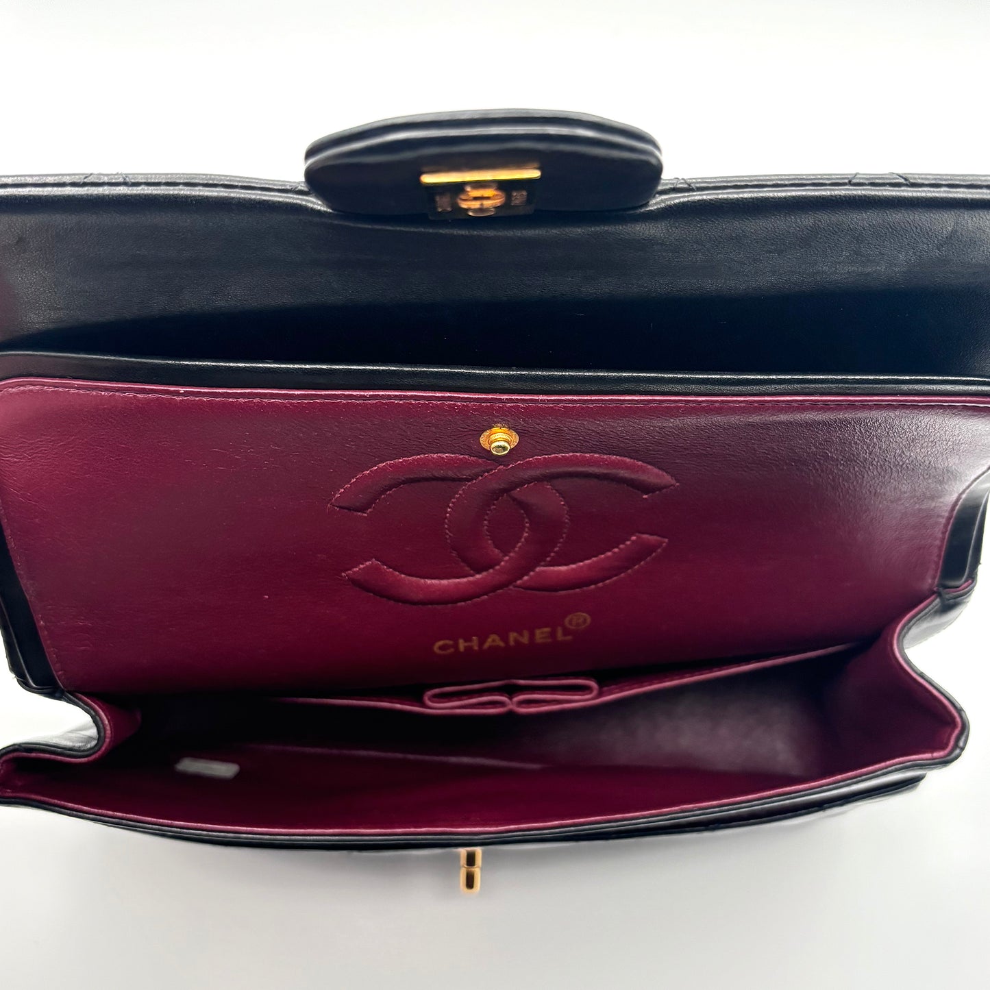 CHANEL Vintage Classic Medium Double Flap Bag